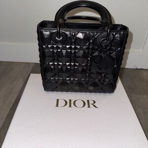 Lady Dior Calfskin Cannage diamond Bag